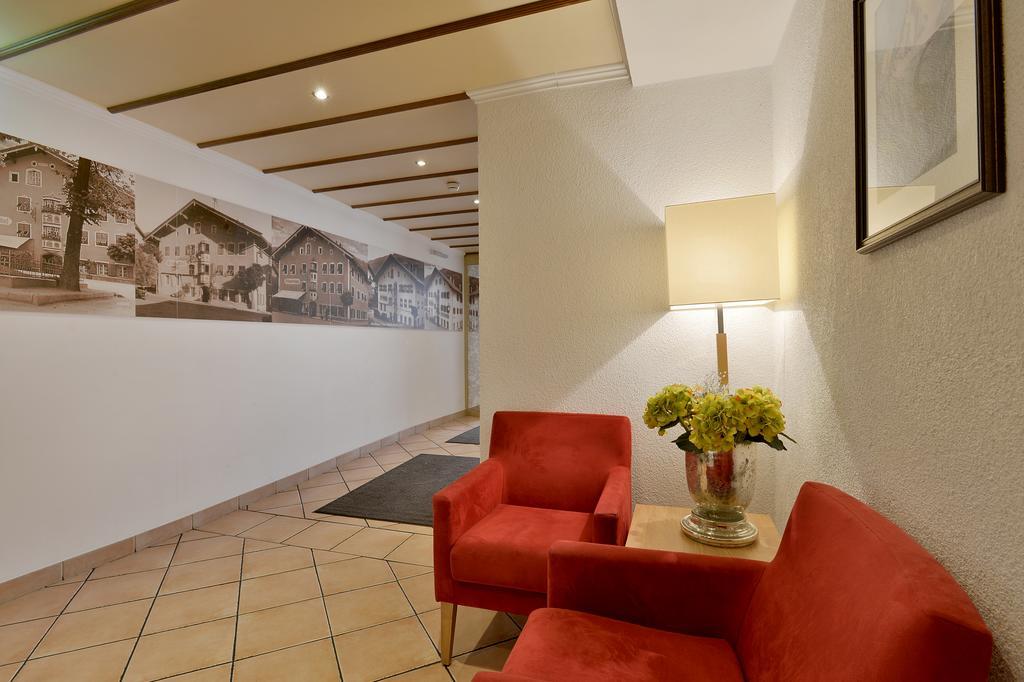Hotel Goldener Adler วัทเทินส์ ภายนอก รูปภาพ
